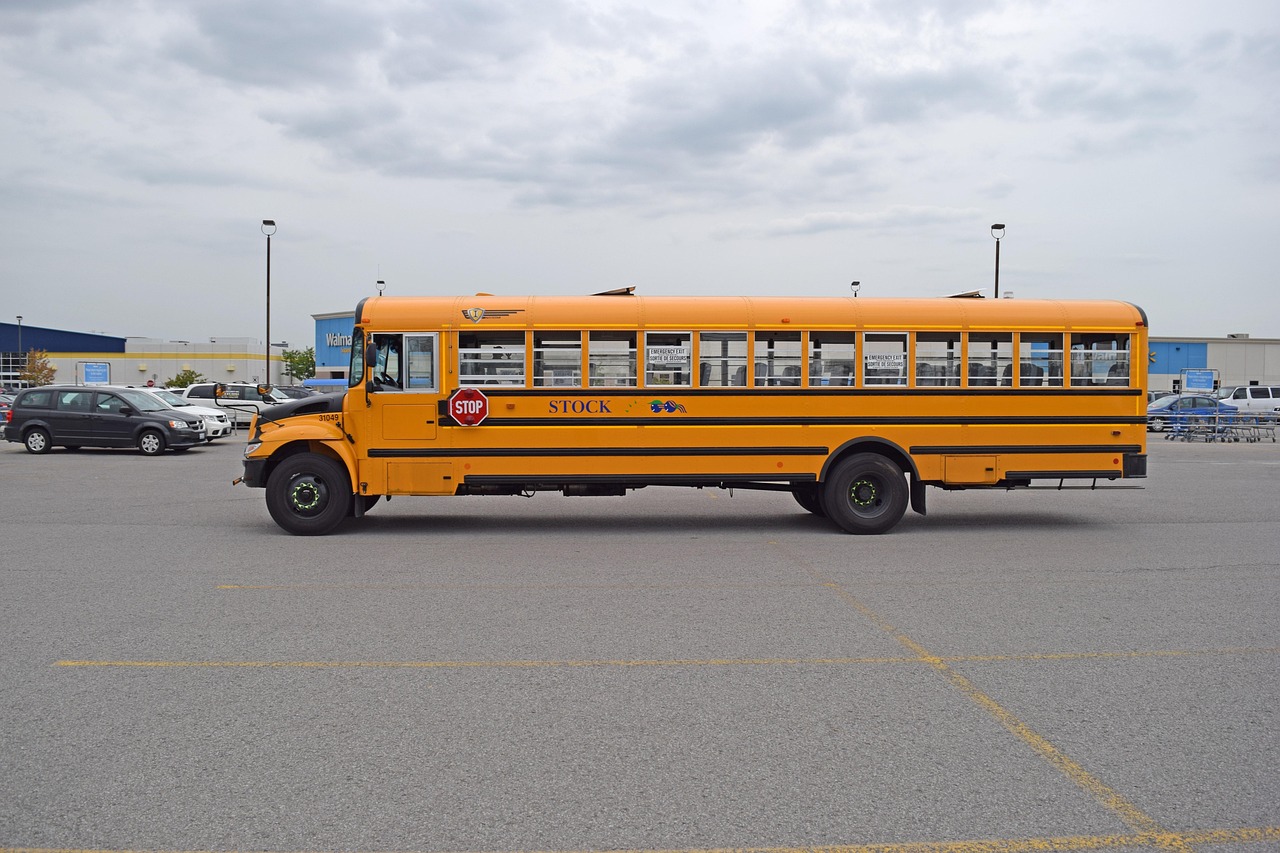 Seguro de coche para autoescuela 2026: coberturas especiales