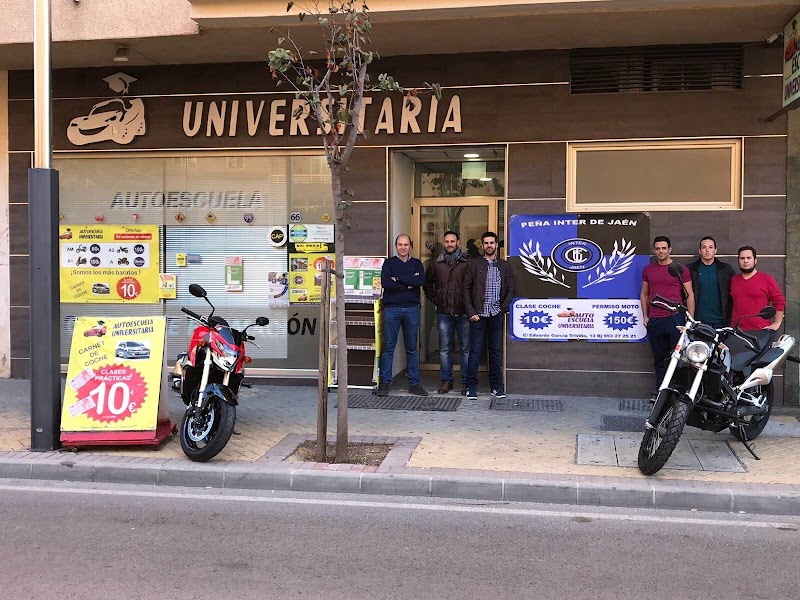Universitaria