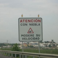 Pregunta DGT: ¿En qué idioma deben ser escritas las señales de circulación?