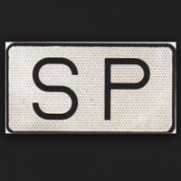 Imagen de la pregunta DGT: ¿Qué indica la luz de la placa SP?